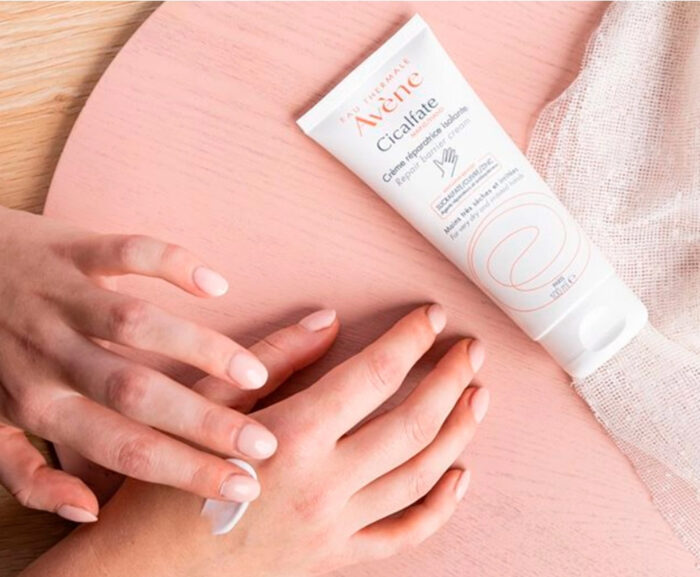 Cicalfate Restorative Hand Cream - Image 3